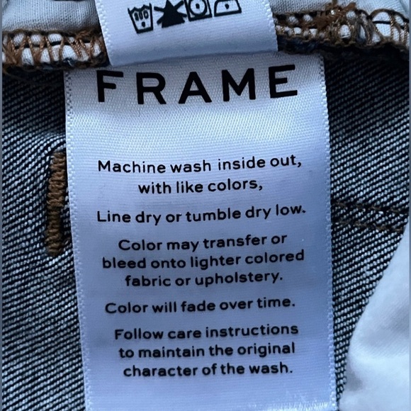 Frame Skinny Jeans Ali High Rise
Color: Grove Street Sz 27 - Picture 9 of 10